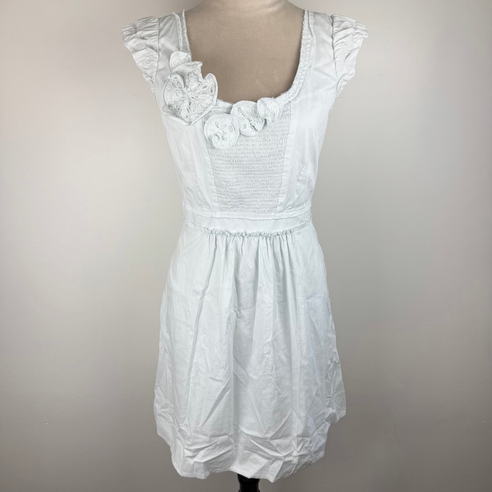BCBGMAXAZRIA Y2K Light Blue Eyelet Floral Smocked Ruffle Mini Dress Womens LG